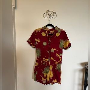 Free people short romper/jumpsuit with tropical pattern